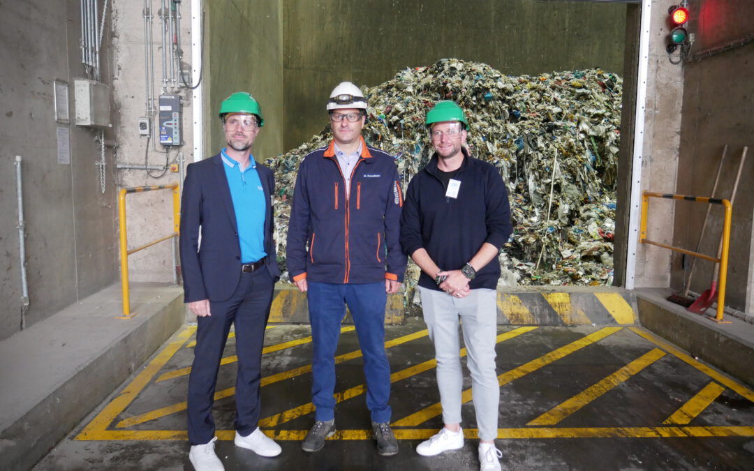 „Energie aus Abfall“: Landtagsabgeordneter Clemens Hoch und Landratskandidat Marko Boos besuchten Industrieheizkraftwerk Andernach